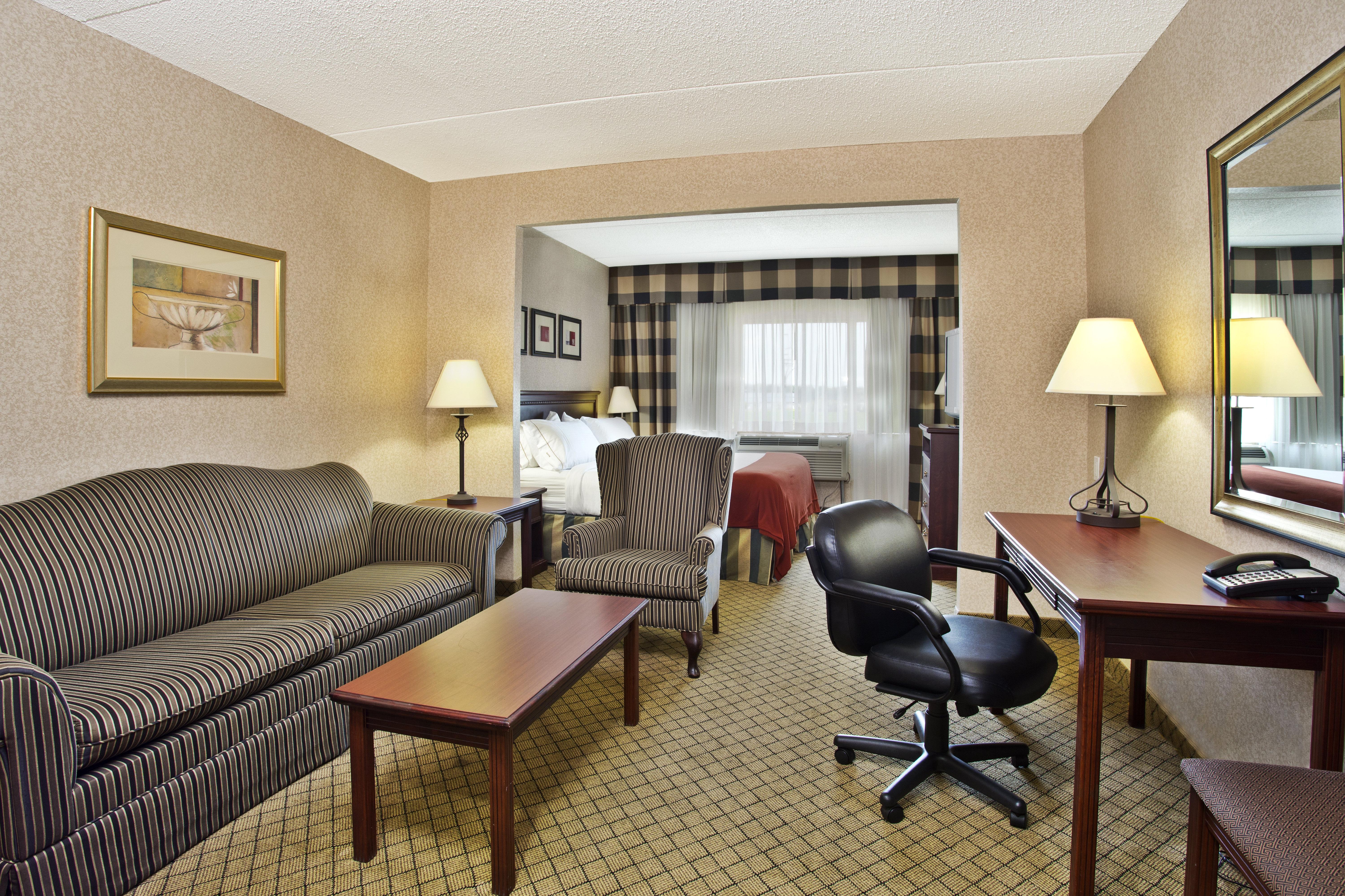 Glo Best Western Mississauga Corporate Centre Экстерьер фото
