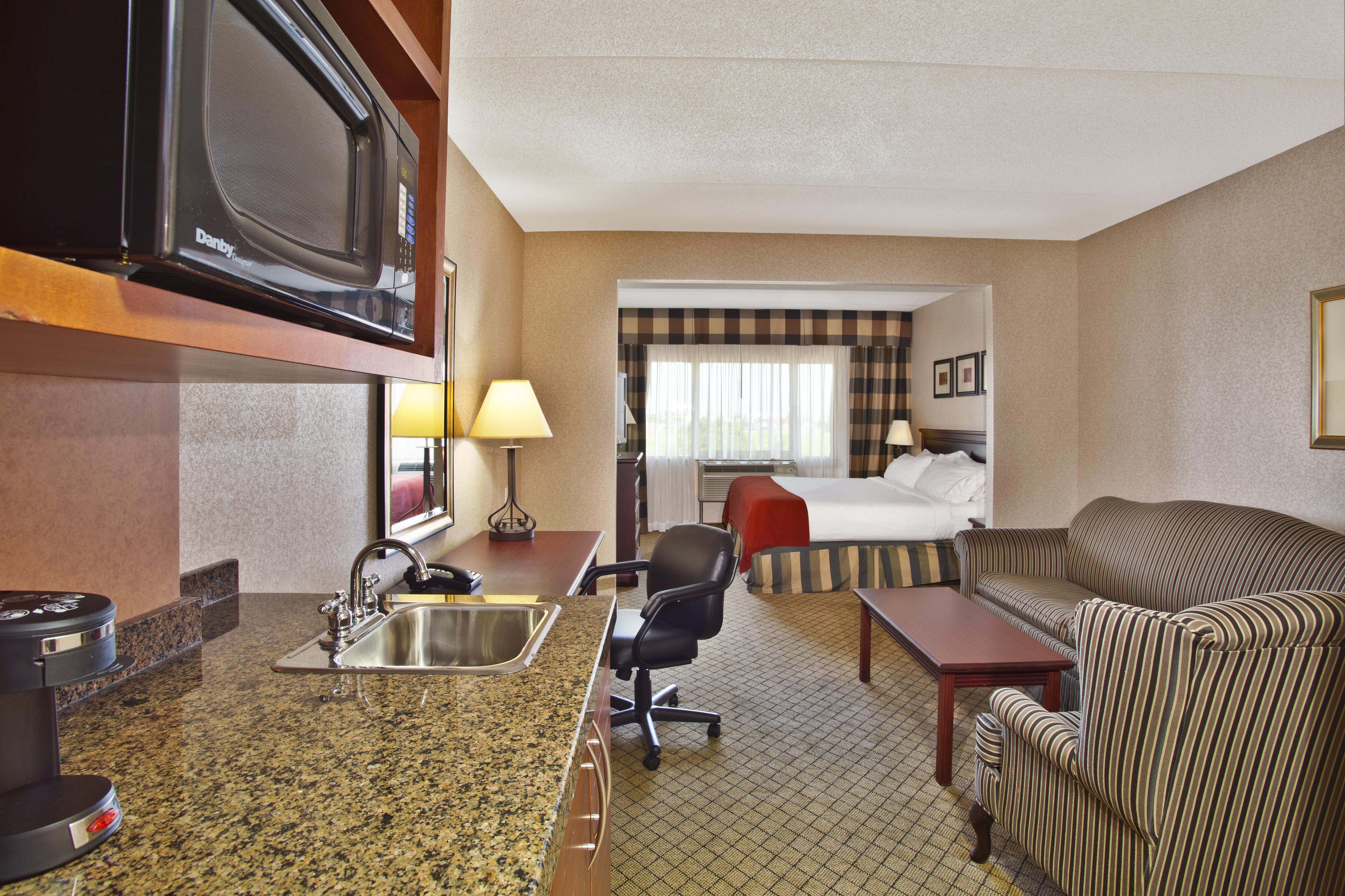 Glo Best Western Mississauga Corporate Centre Экстерьер фото