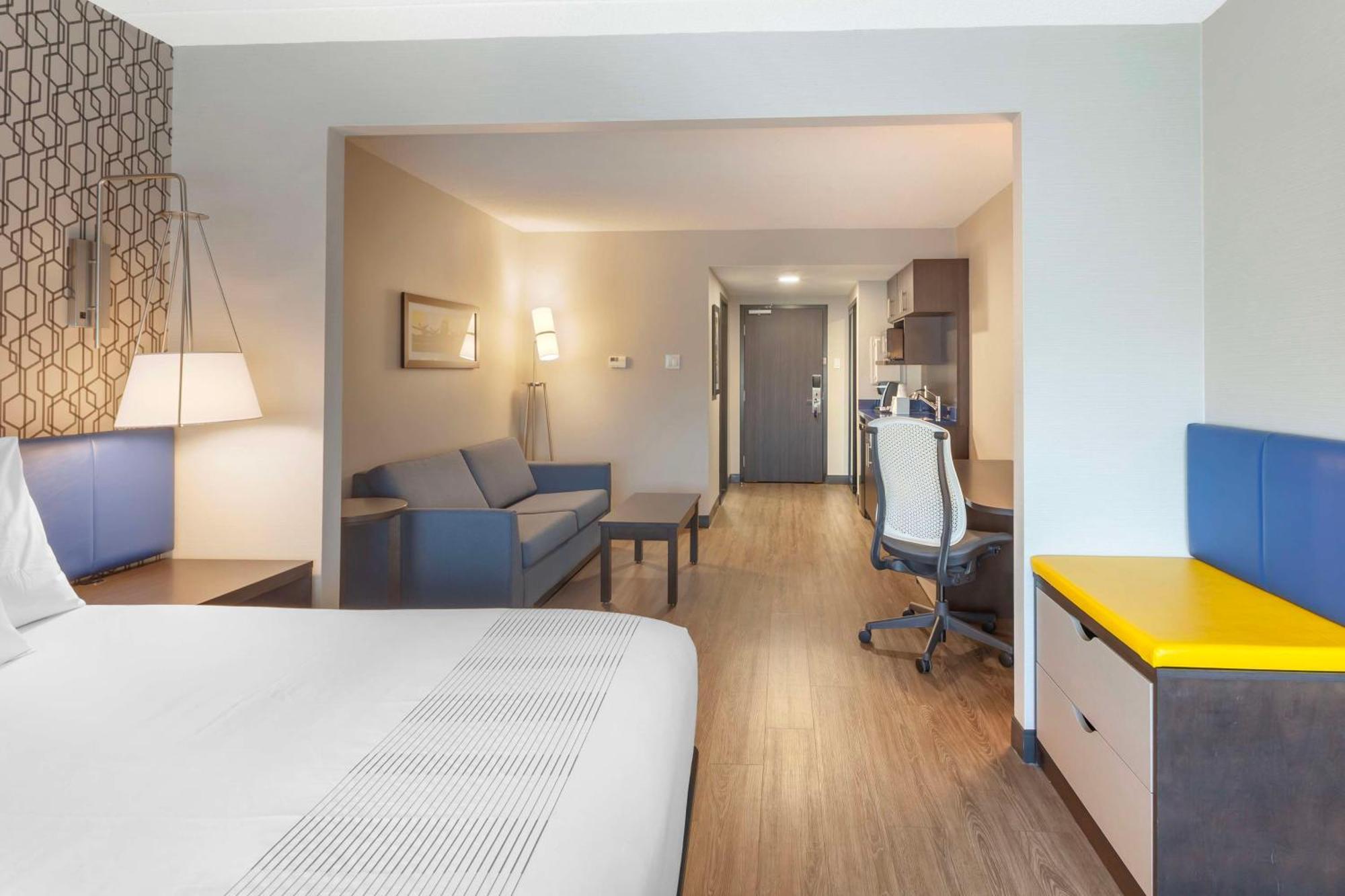 Glo Best Western Mississauga Corporate Centre Экстерьер фото