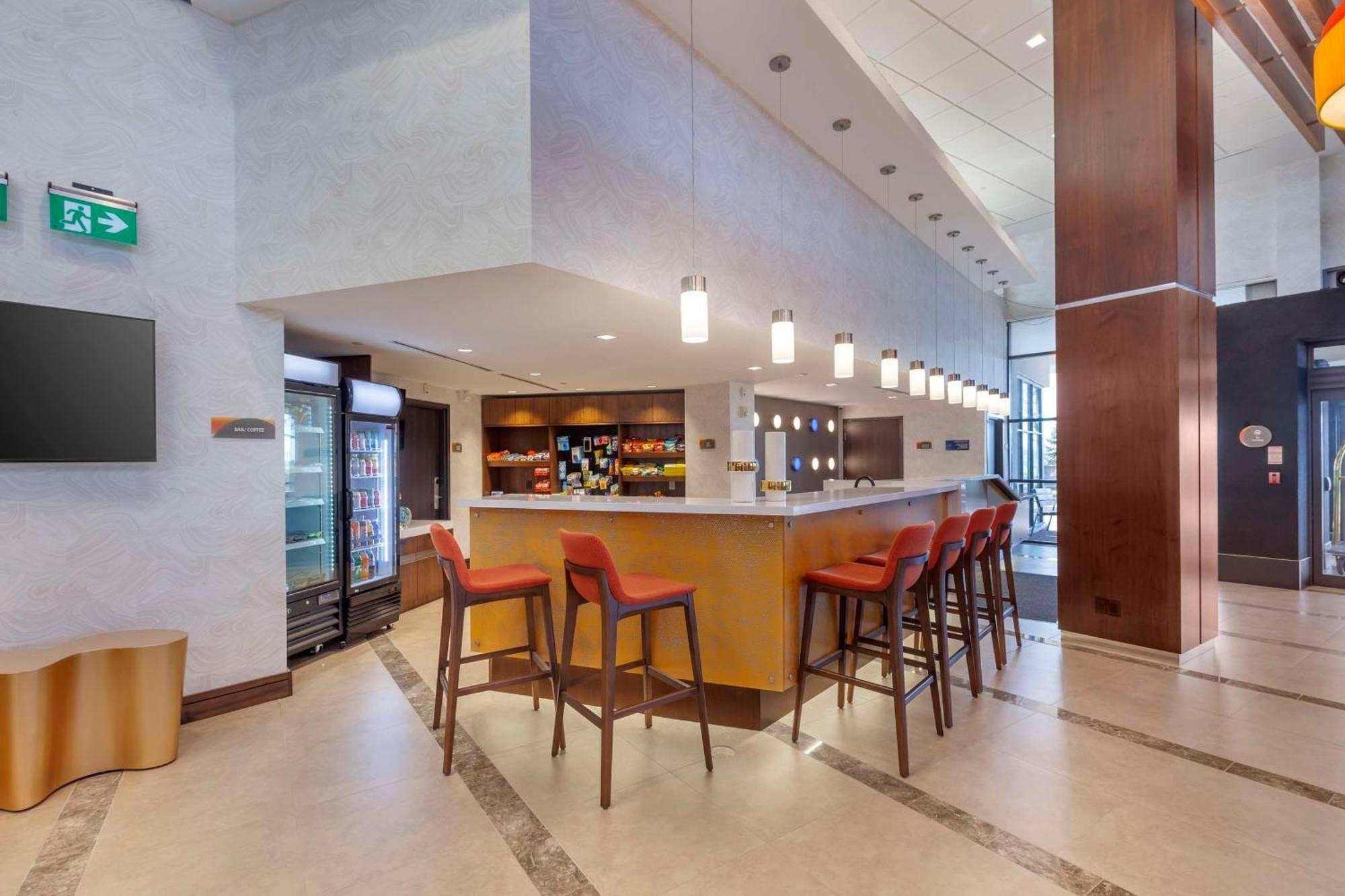 Glo Best Western Mississauga Corporate Centre Экстерьер фото