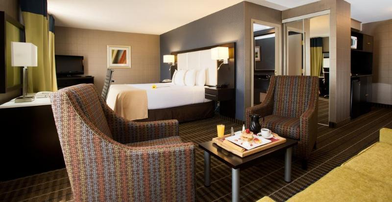 Glo Best Western Mississauga Corporate Centre Экстерьер фото